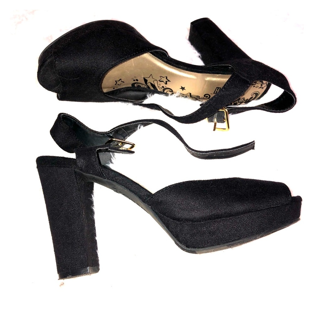 Black Platform Heals